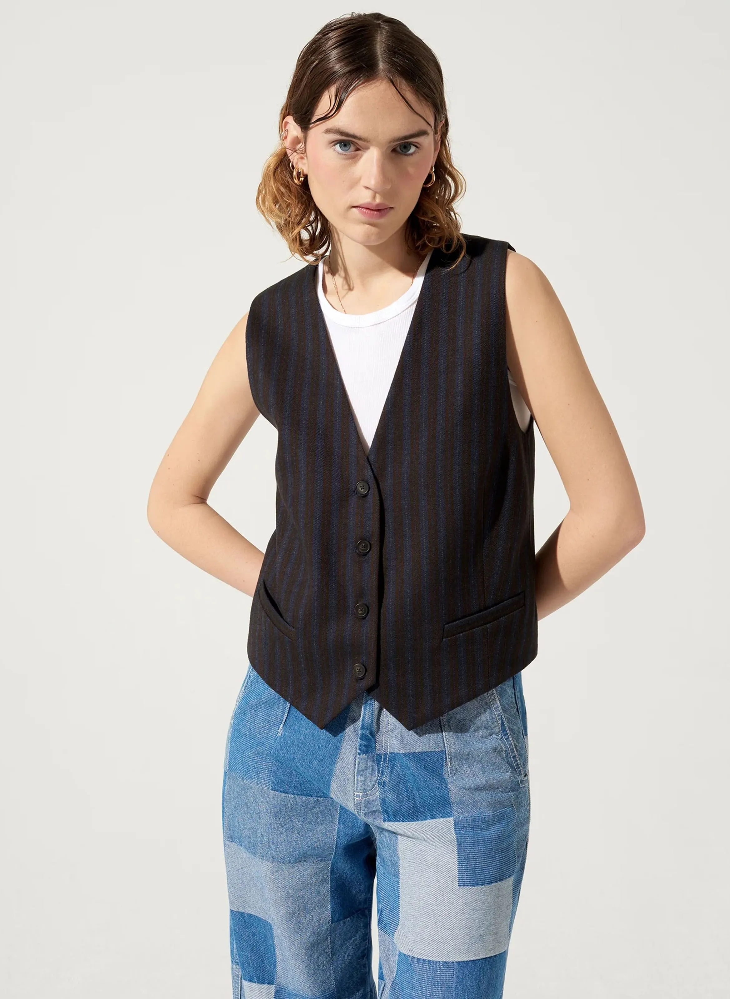  ACOTE   KEJA - Gilet a righe con scollo a V | Nero
