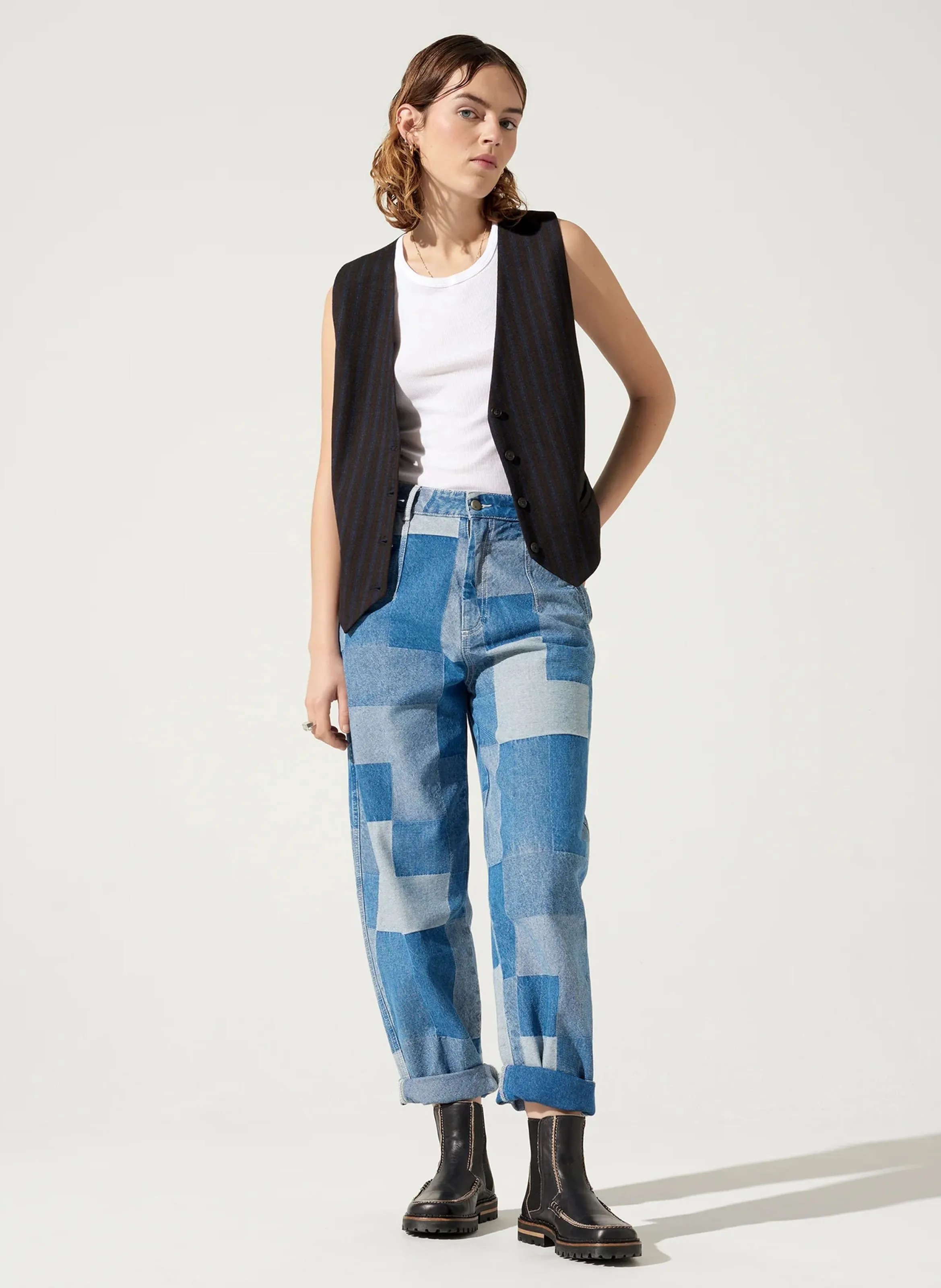 ACOTE   KEJA - Gilet a righe con scollo a V | Nero