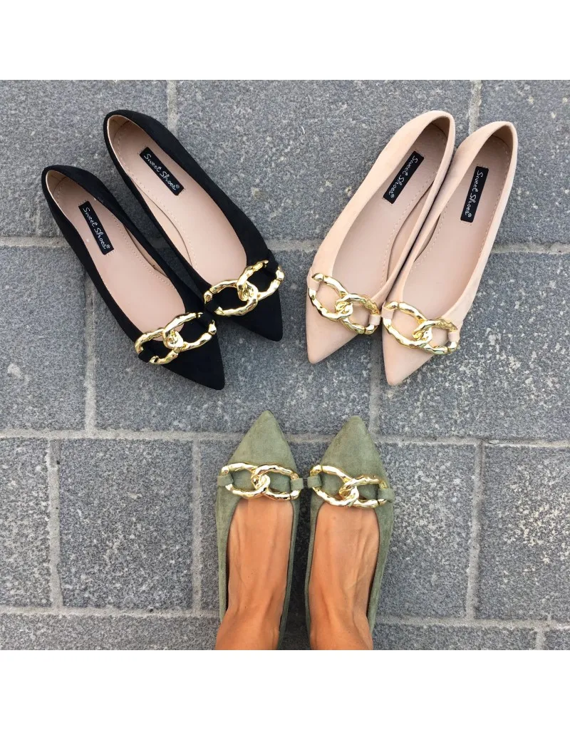 BALLERINA CON CATENA NERA