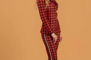 COMPLETO TAILLEUR ELEGANTE CON MOTIVO PEPITA MIRIAMA, NERO ROSSO