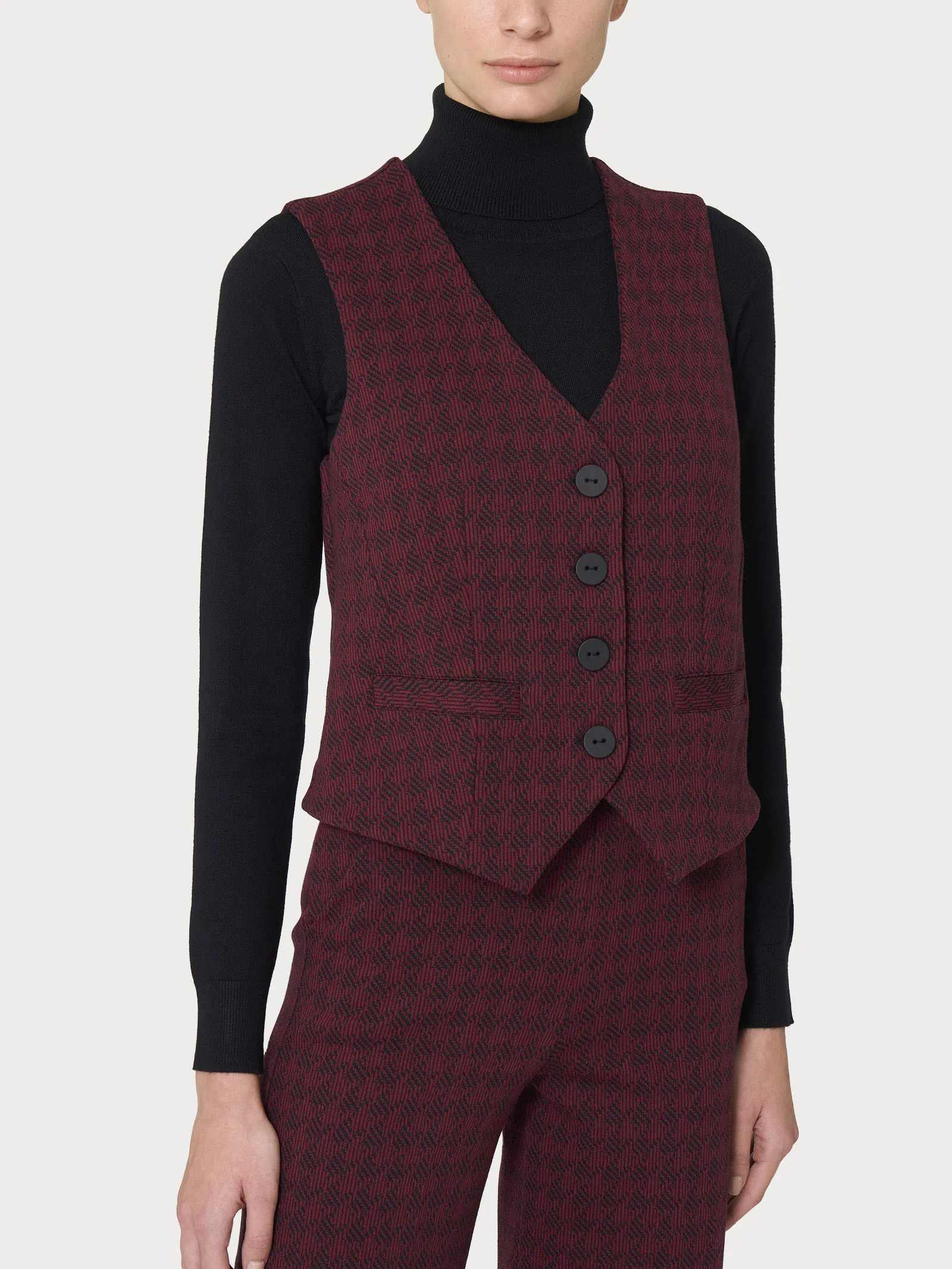 Gilet con quattro bottoni in tessuto Eco Jacquard - Fant. Tibetan Red