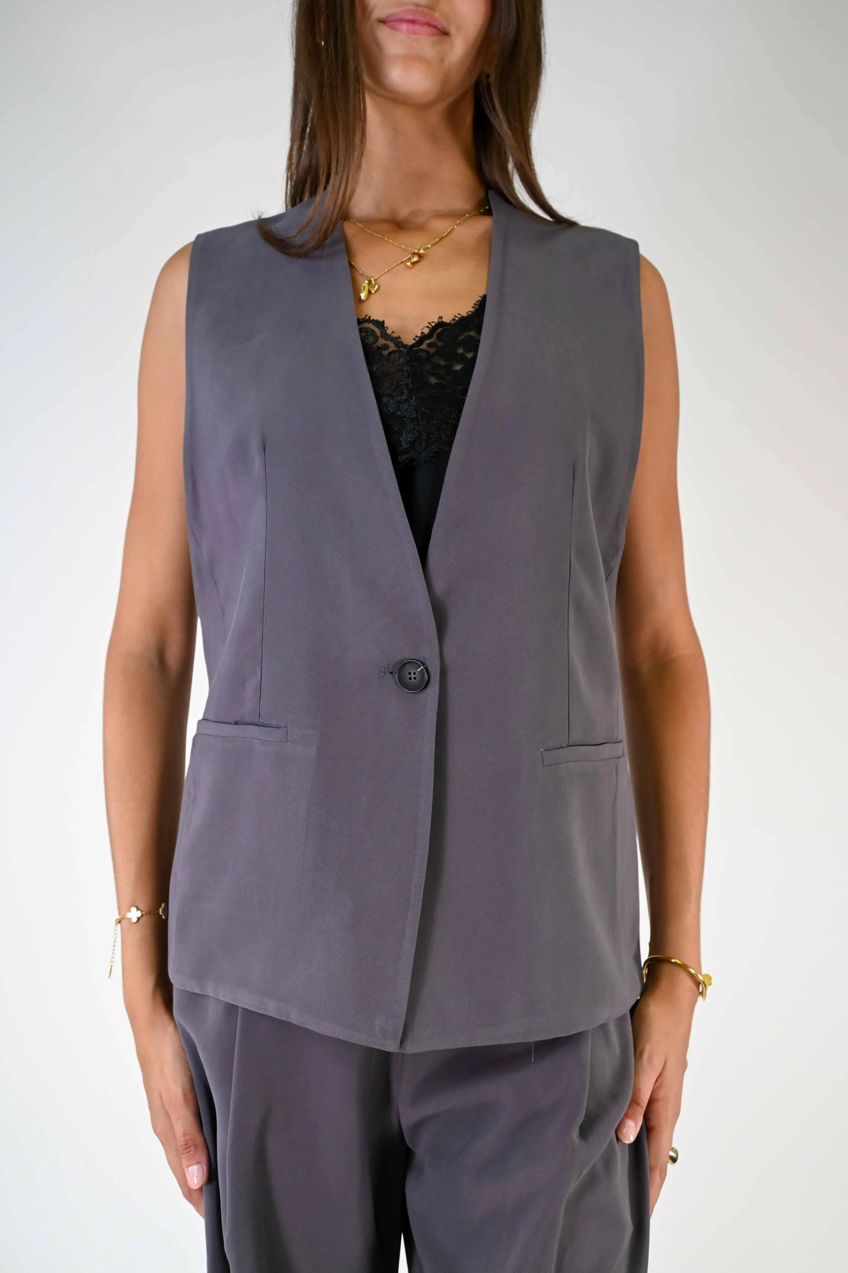GILET LUNGO AD UN BOTTONE IN VISCOSA COLOR PIOMBO