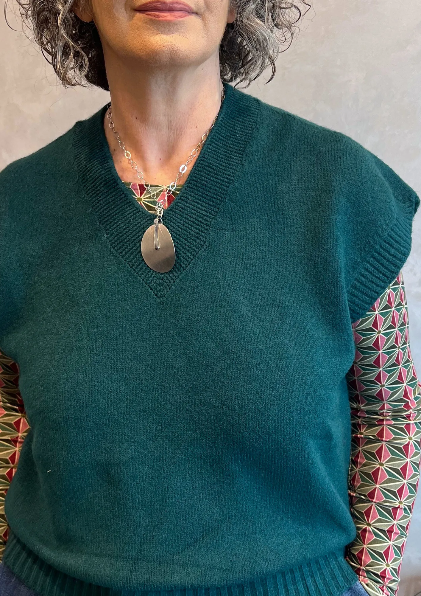 Gilet viscosa Dolby con scollo a V
