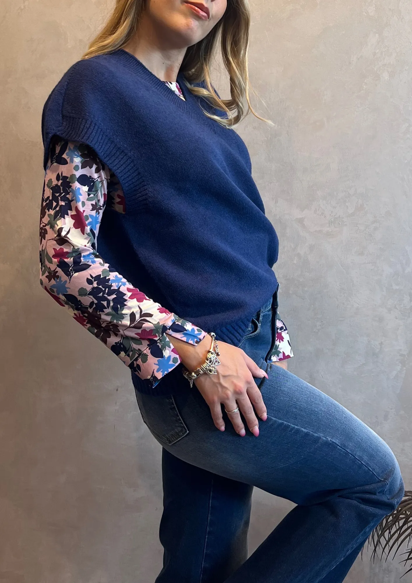 Gilet viscosa Dolby con scollo a V