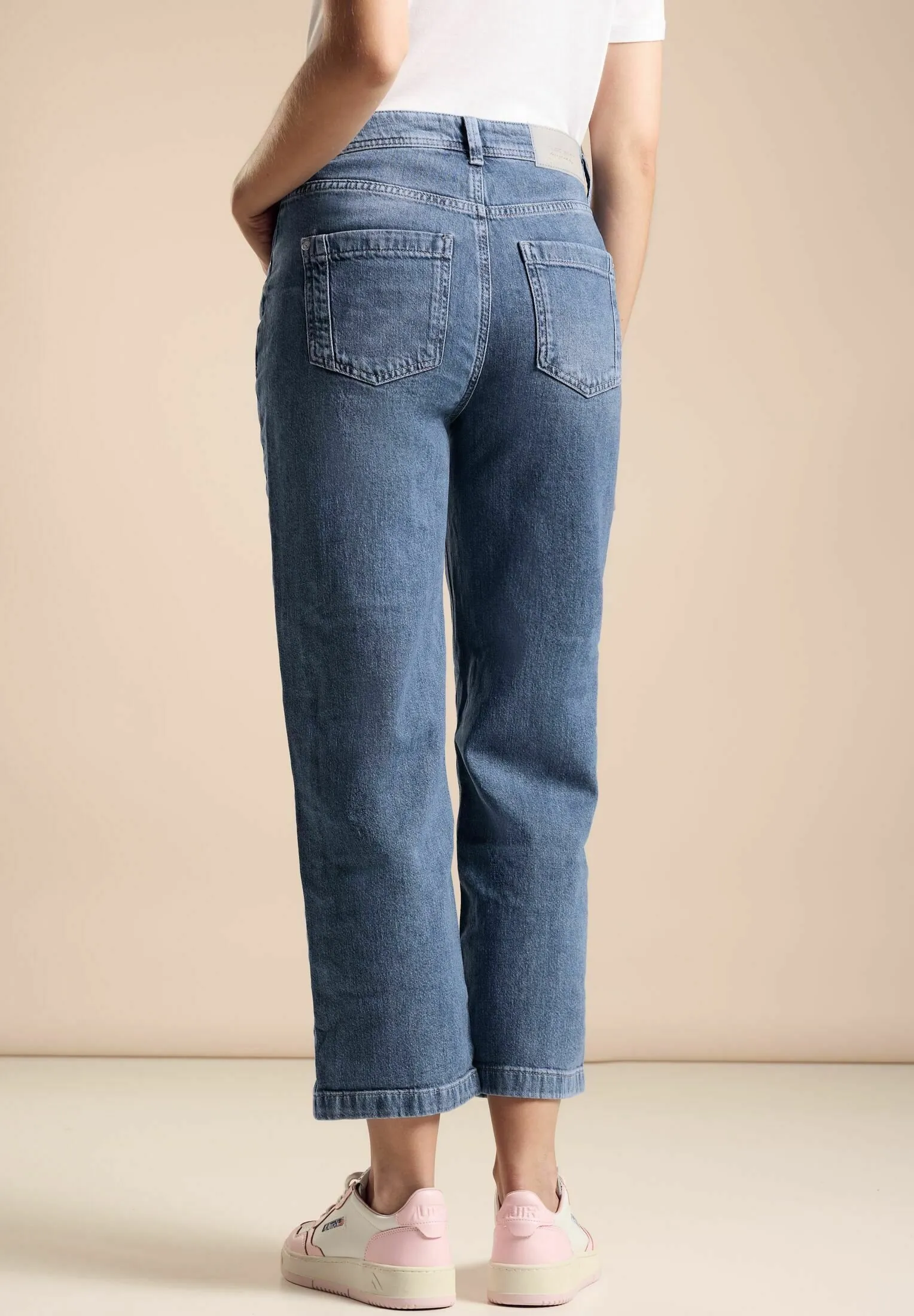 Jeans a sigaretta