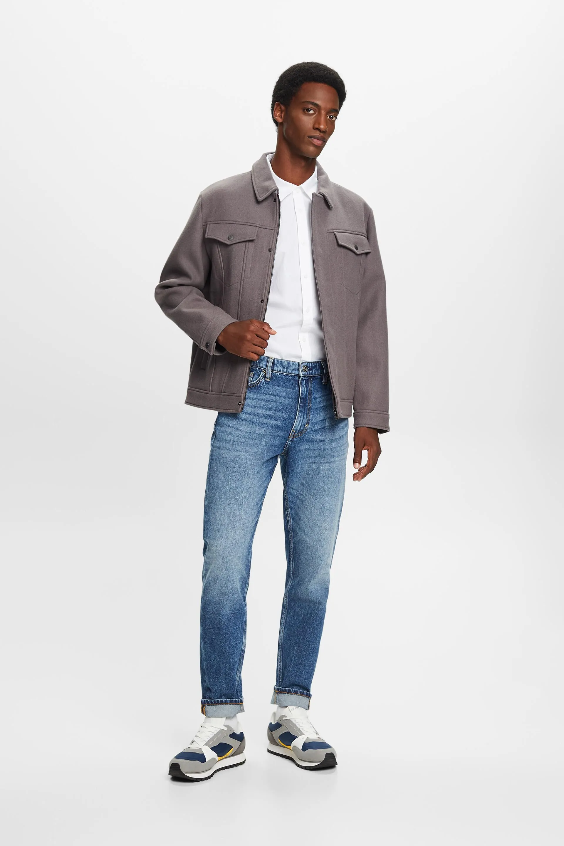 Jeans Regular affusolati a vita media