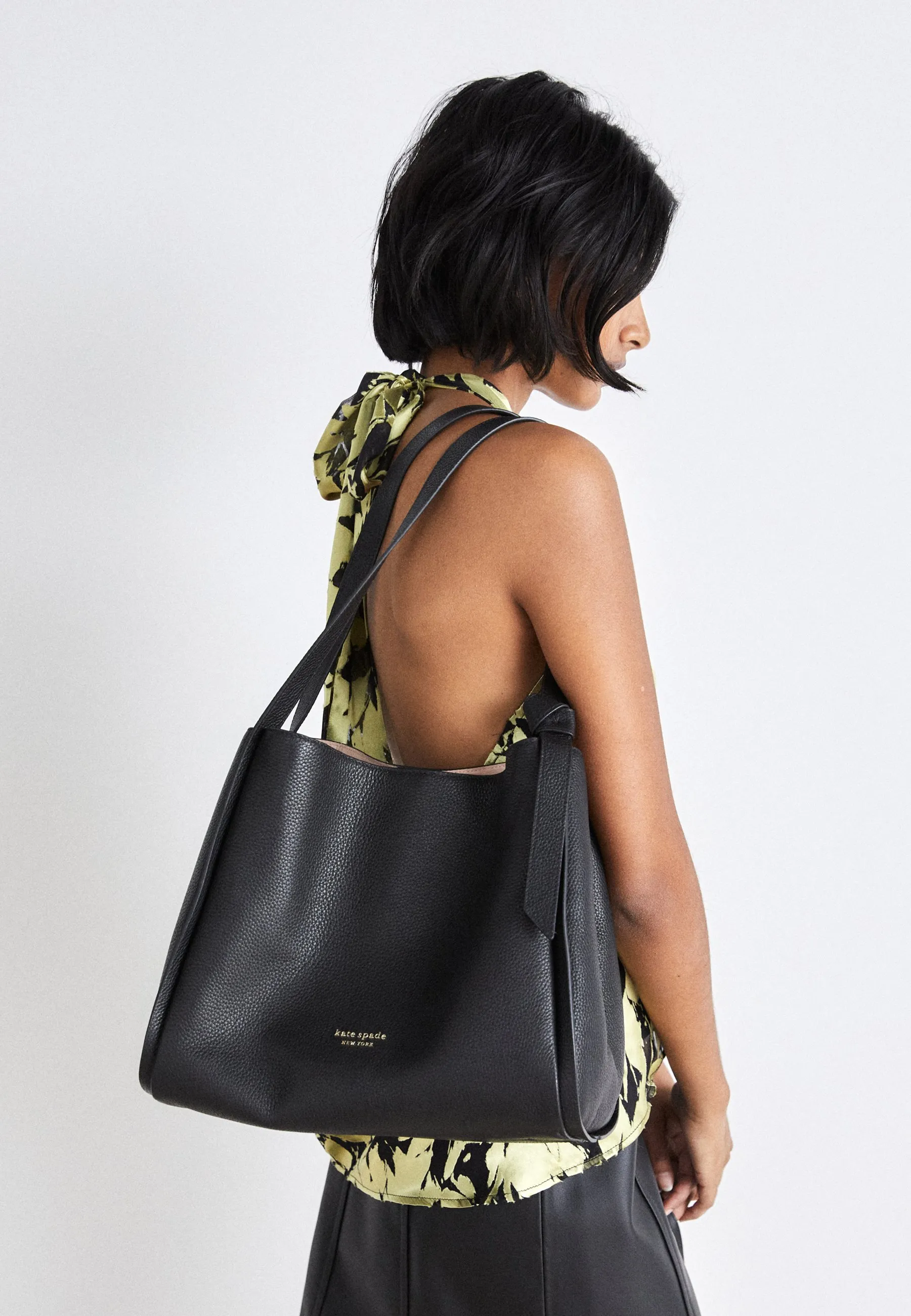 KNOTT PEBBLED LARGE SHOULDER BAG - Borsa a mano