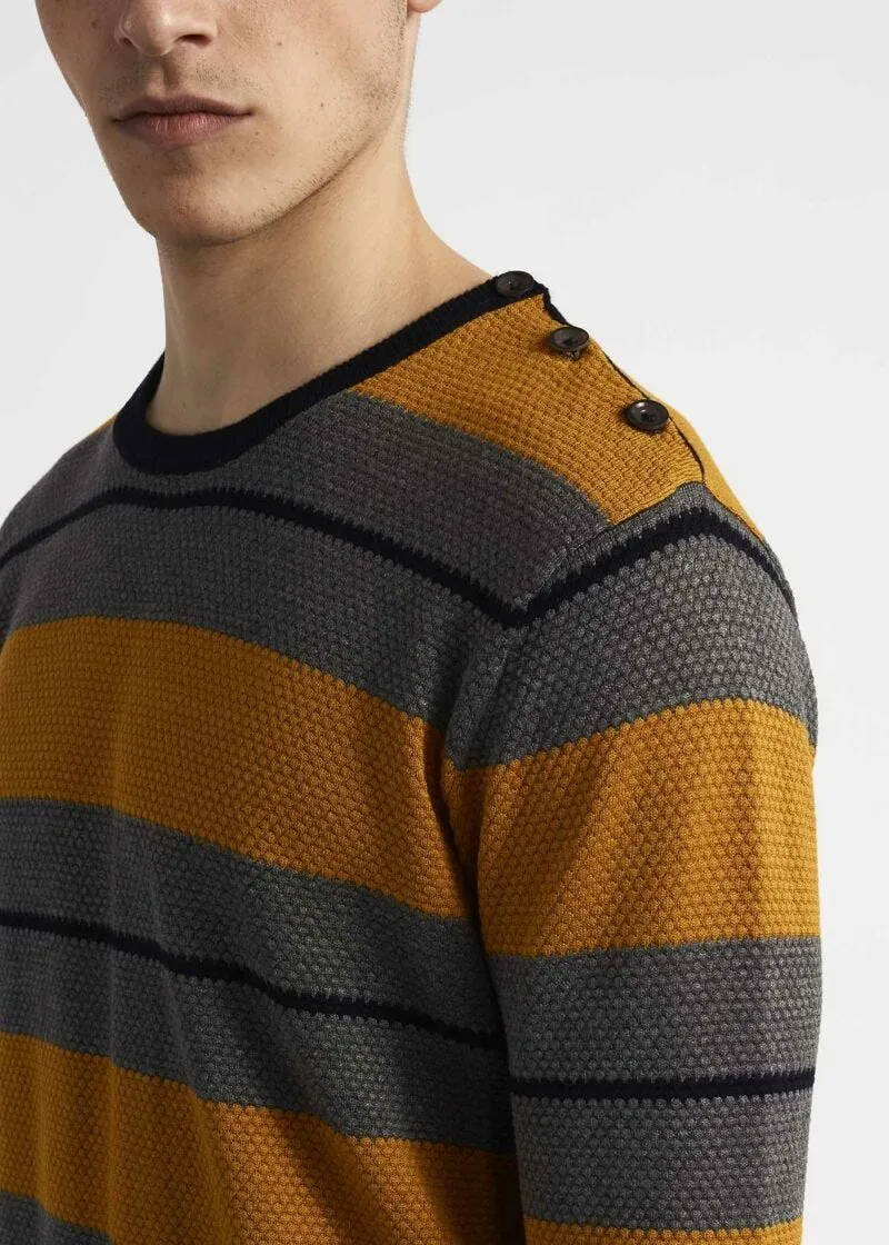 Maglia girocollo con bottoni