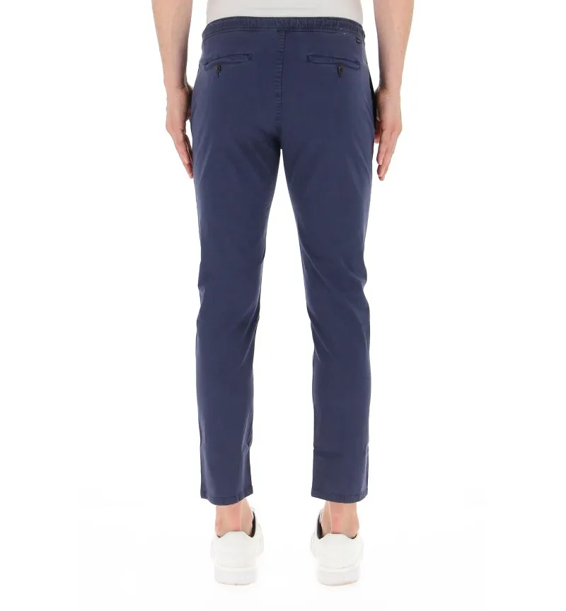 Pantalone con coulisse
