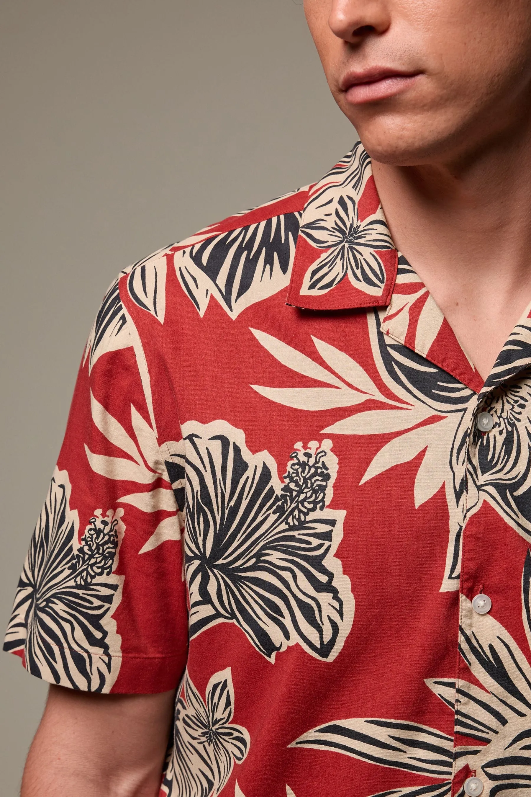 Rosso  - Camicia a maniche corte a fiori