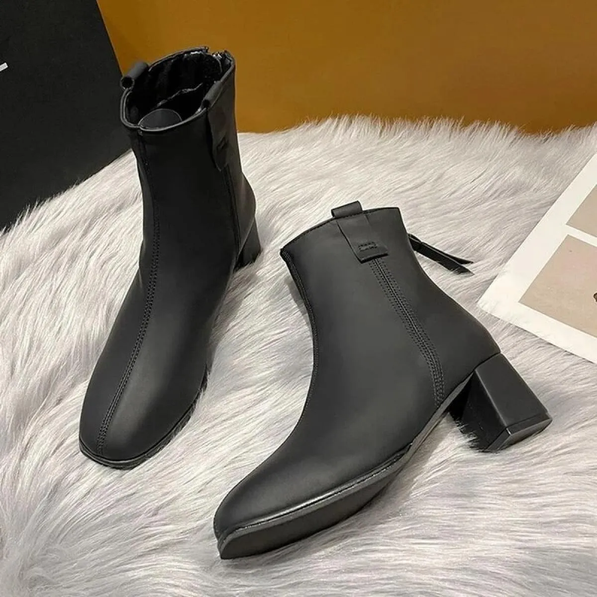 Scarpe autunnali per le donne Stivali da donna 2022 Nuovi tacchi alti Stivali da donna di lusso Donna Inverno Zeppa Offerte di l
