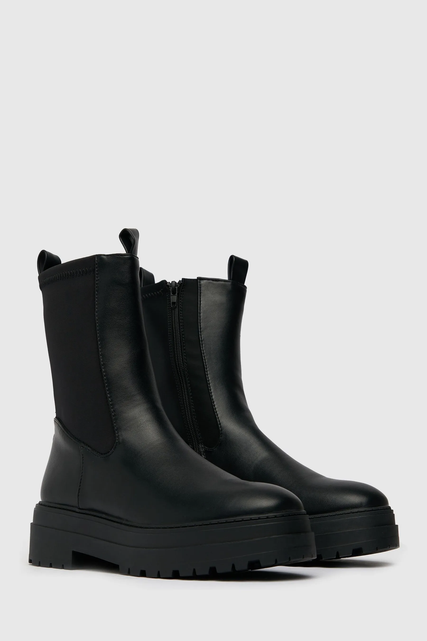 Schuh Nero - Amore - Stivali altamente elasticizzata con suole spesse
