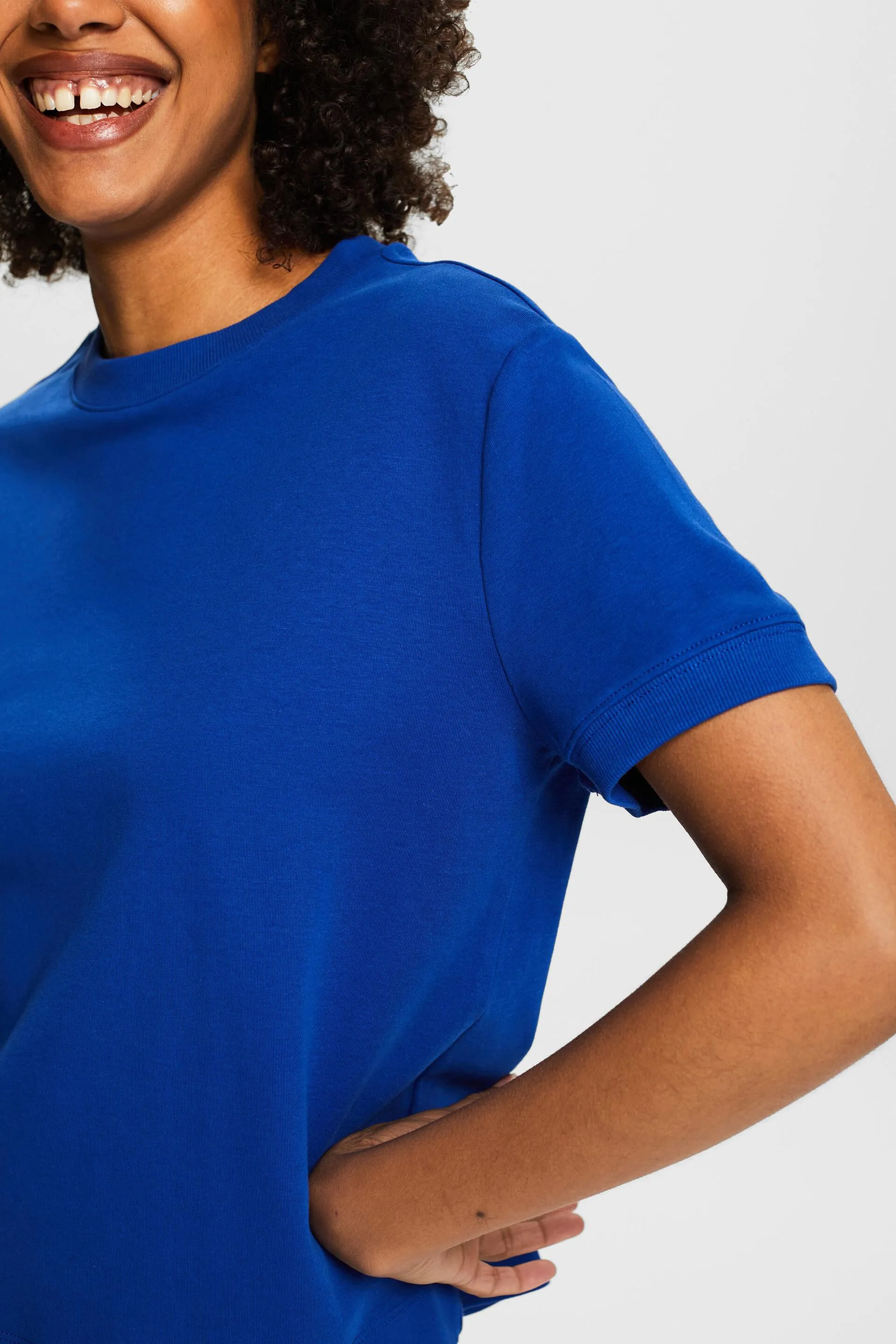 T-shirt a maniche corte a girocollo