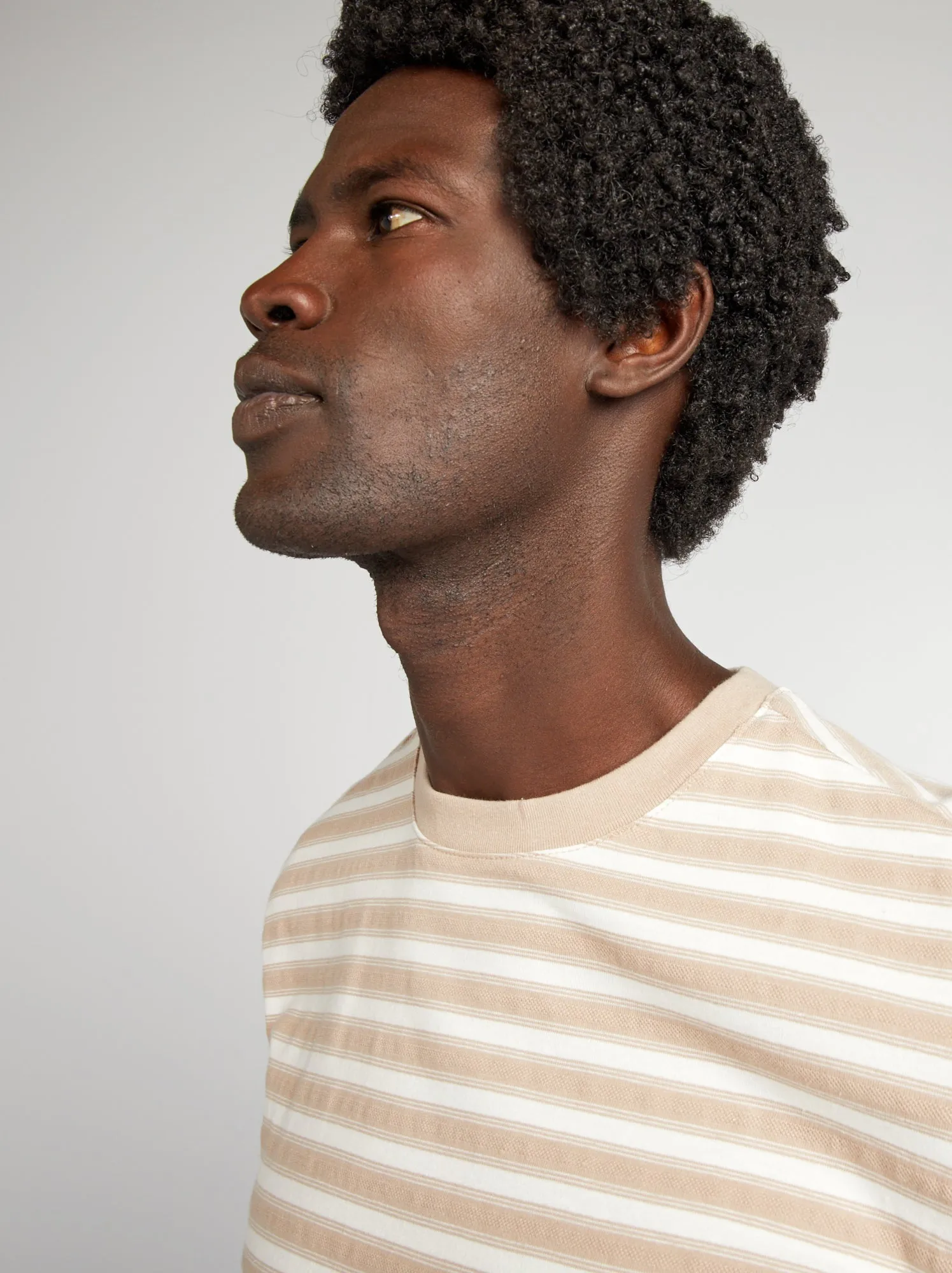 T-shirt a righe a maniche corte - beige