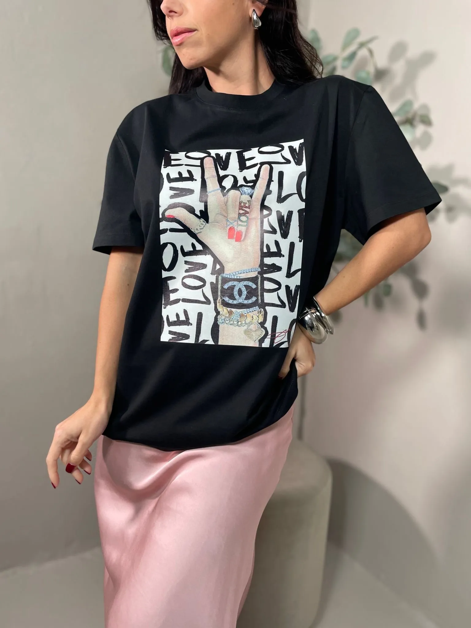 T-shirt Stampa Love Nera