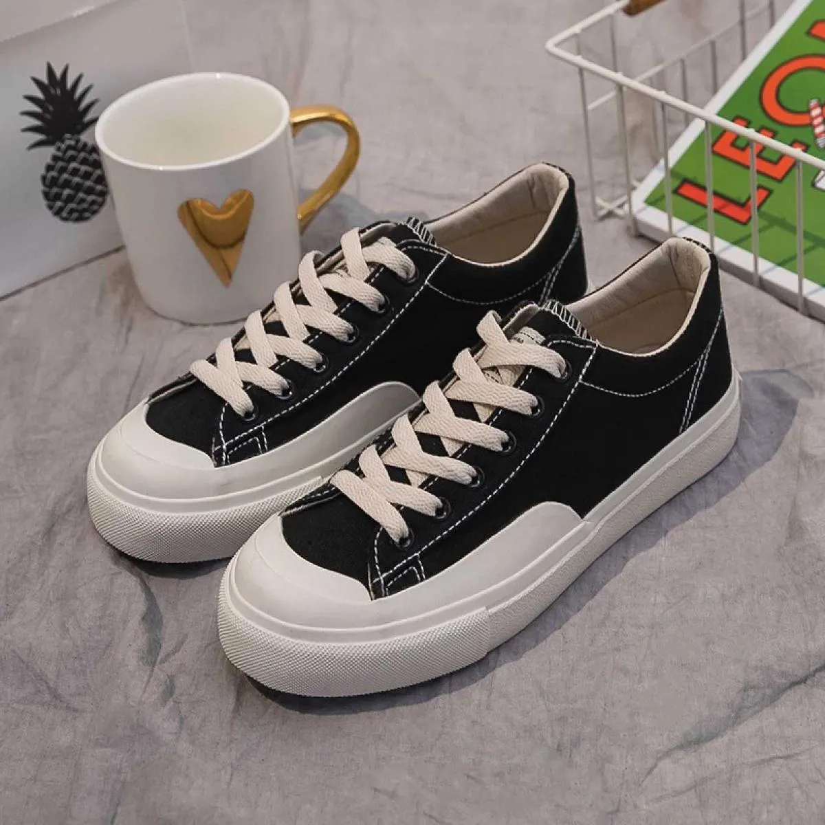 Zapatos De Mujer 2022 Nuove Donne Scarpe di Tela Solido Donna Vulcanize Scarpe di Moda della Scarpa Da Tennis Casual Lace Up di
