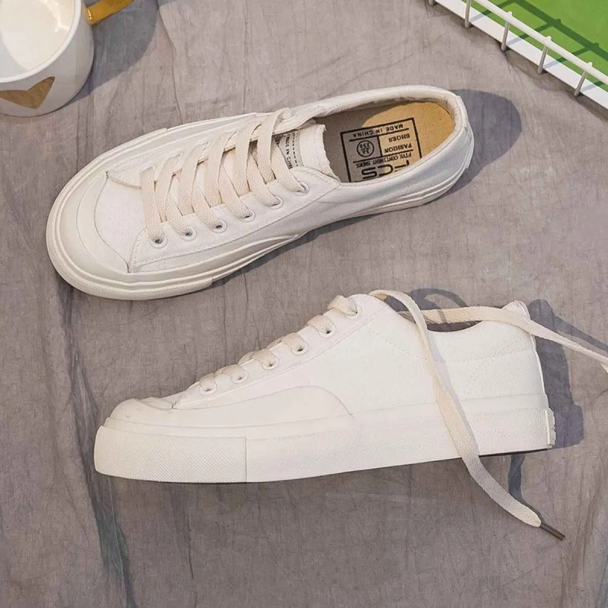 Zapatos De Mujer 2022 Nuove Donne Scarpe di Tela Solido Donna Vulcanize Scarpe di Moda della Scarpa Da Tennis Casual Lace Up di