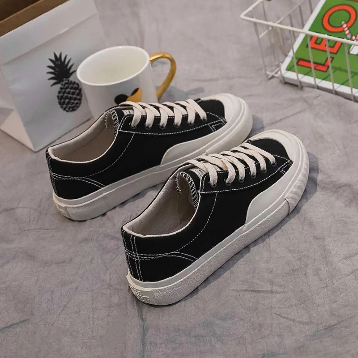 Zapatos De Mujer 2022 Nuove Donne Scarpe di Tela Solido Donna Vulcanize Scarpe di Moda della Scarpa Da Tennis Casual Lace Up di